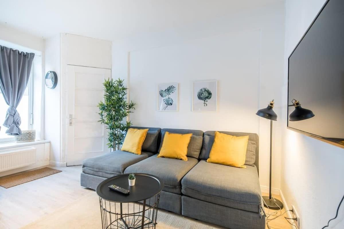 Cosy 2-room In Urban Location * Hamborg